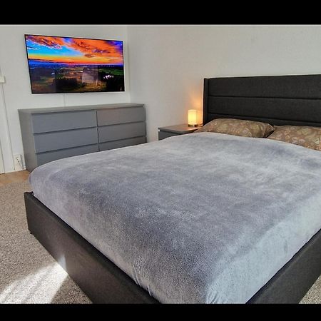 Zentrum Apartment - Oled Tv - Ps4 - Balkon - Parking Хемніц Екстер'єр фото